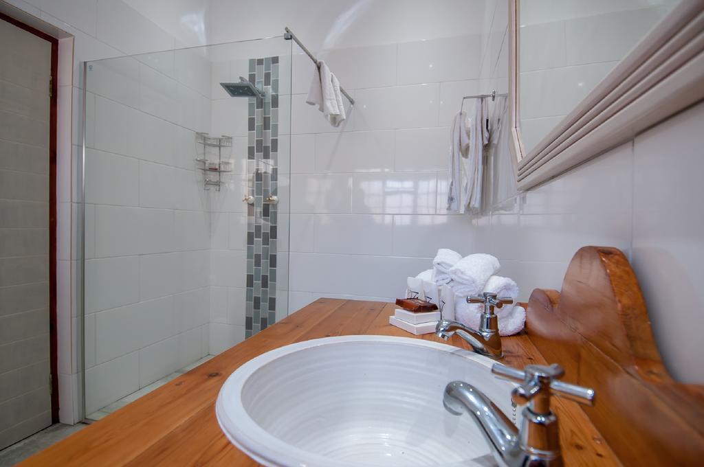 Lenore Guest House Port Elizabeth Esterno foto